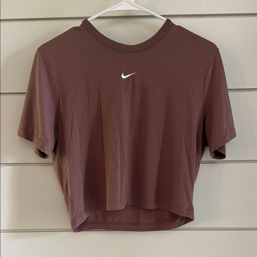 Nike Brown Short Sleeve Tee Essential